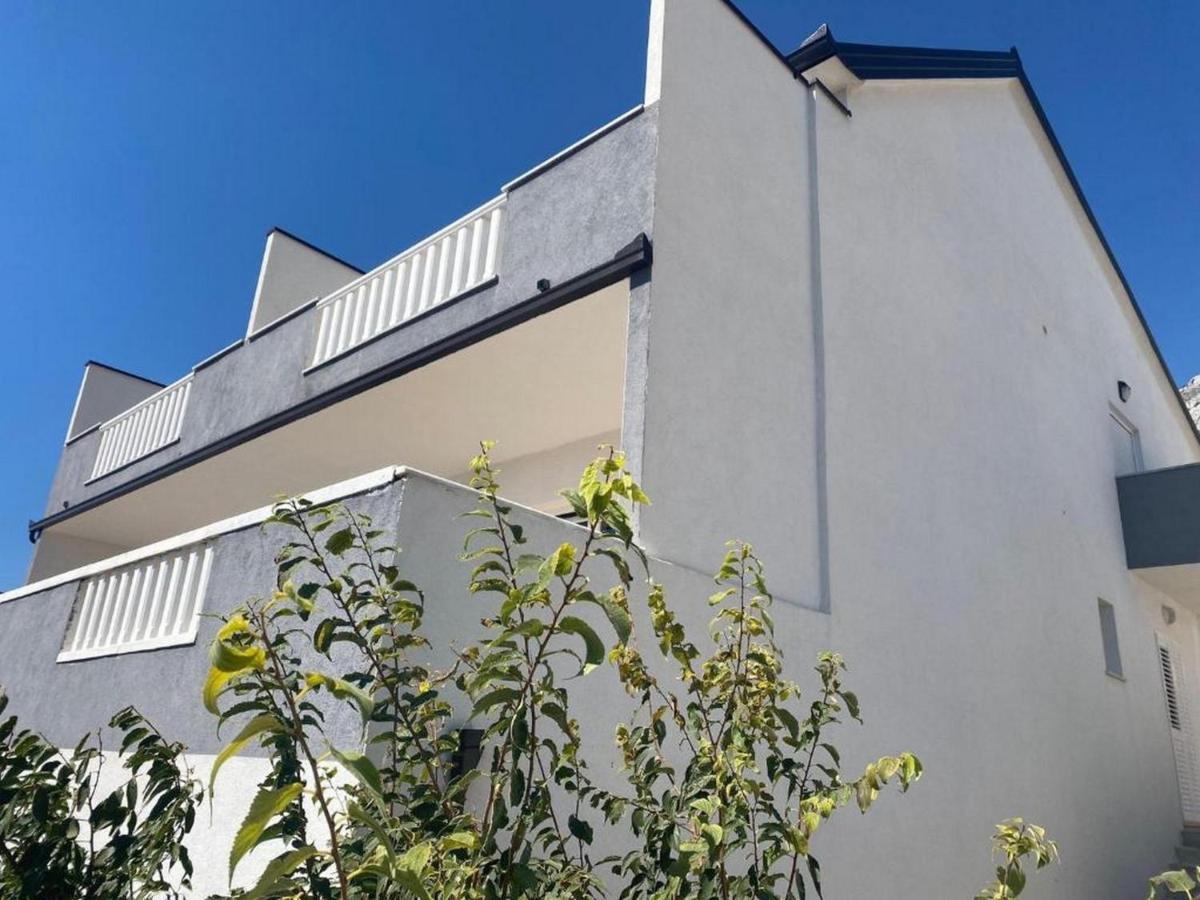 Apartment Stipic Omiš Zewnętrze zdjęcie